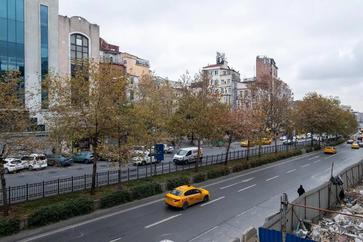 One-Bedroom Residence Apartment In Taksim Istanboel Turkije